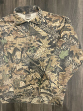 Load image into Gallery viewer, Vintage Mossy Oak Forest Floor Camo Cotton Quarter-Zip Pullover (M)