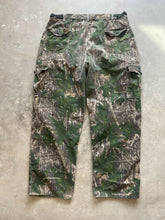 Load image into Gallery viewer, Vintage Mossy Oak Shadow Leaf Camo Adjustable Waist Pants (XL)