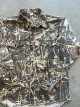 Load image into Gallery viewer, Realtree Advantage Max 4 Camo Button-Up Shirt (2XL)