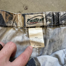 Load image into Gallery viewer, 2000’s Mossy Oak Breakup Camo Shorts (2XL)