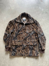 Load image into Gallery viewer, Vintage Mossy Oak Treestand Camo Fleece Pullover (M)