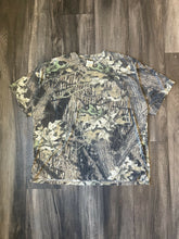 Load image into Gallery viewer, Vintage Mossy Oak Breakup Camo T-Shirt (2XL)