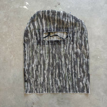 Load image into Gallery viewer, Vintage Realtree Camo Facemask