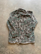 Load image into Gallery viewer, Vintage Mossy Oak Greenleaf Camo Button Up Shirt (L)