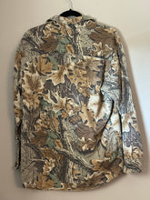 Load image into Gallery viewer, 90’s Realtree Advantage Shirt (L) 🇺🇸