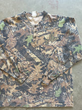 Load image into Gallery viewer, Vintage Mossy Oak Forest Floor Camo Henley Shirt (L)