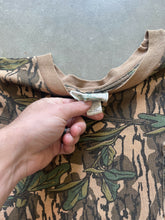 Load image into Gallery viewer, Vintage Mossy Oak Greenleaf Camo Long Sleeve Shirt (L)