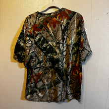 Load image into Gallery viewer, 00’s Seclusion 3-D Camo Shirt (L)