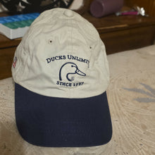 Load image into Gallery viewer, DUCKS UNLIMITED HATS