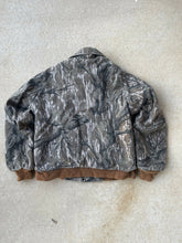 Load image into Gallery viewer, Vintage Youth Mossy Oak Treestand Camo Insulated Bomber Jacket (Youth)