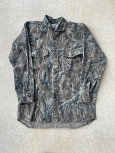 Load image into Gallery viewer, Vintage Mossy Oak Treestand Camo Canvas Button-Up Shirt (M)