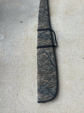 Load image into Gallery viewer, Vintage Allen Mossy Oak Treestand Camo Gun Case