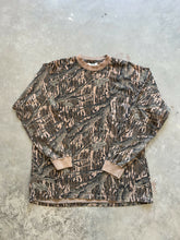Load image into Gallery viewer, Vintage Mossy Oak Treestand Camo Shirt (XL)