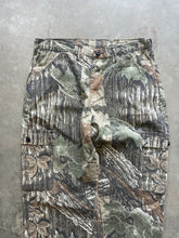 Load image into Gallery viewer, Vintage Realtree Camo Pants (M)