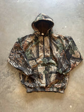 Load image into Gallery viewer, Vintage Realtree Camo Fleece Hoodie (XL)