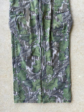 Load image into Gallery viewer, Vintage Mossy Oak Full Foliage Camo Adjustable Waist Pants (M)
