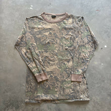 Load image into Gallery viewer, Vintage Realtree Camo Shirt (L)