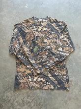Load image into Gallery viewer, Vintage Mossy Oak Forest Floor Camo Long Sleeve Shirt (L)