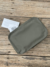 Load image into Gallery viewer, Duxbak “Kit” Bag