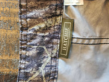 Load image into Gallery viewer, Mossy oak board shorts