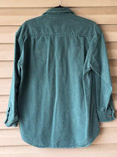 Load image into Gallery viewer, 00’s Cabela’s Field Shirt (M)