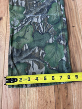 Load image into Gallery viewer, Mossy oak Full foliage hunting camo pattern pants men’s size 32x34 vintage 80s made in USA