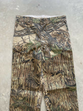 Load image into Gallery viewer, Vintage Realtree Camo Brush Pants (M)