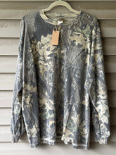 Load image into Gallery viewer, 00’s Mossy Oak Break Up Shirt (XXL)