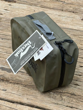 Load image into Gallery viewer, Duxbak “Kit” Bag