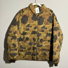 Load image into Gallery viewer, 90’s Browning Old School Camo Jacket (M)