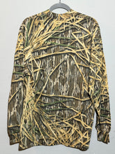 Load image into Gallery viewer, 00’s Jerzees Mossy Oak Shadowgrass Shirt (L) 🇺🇸