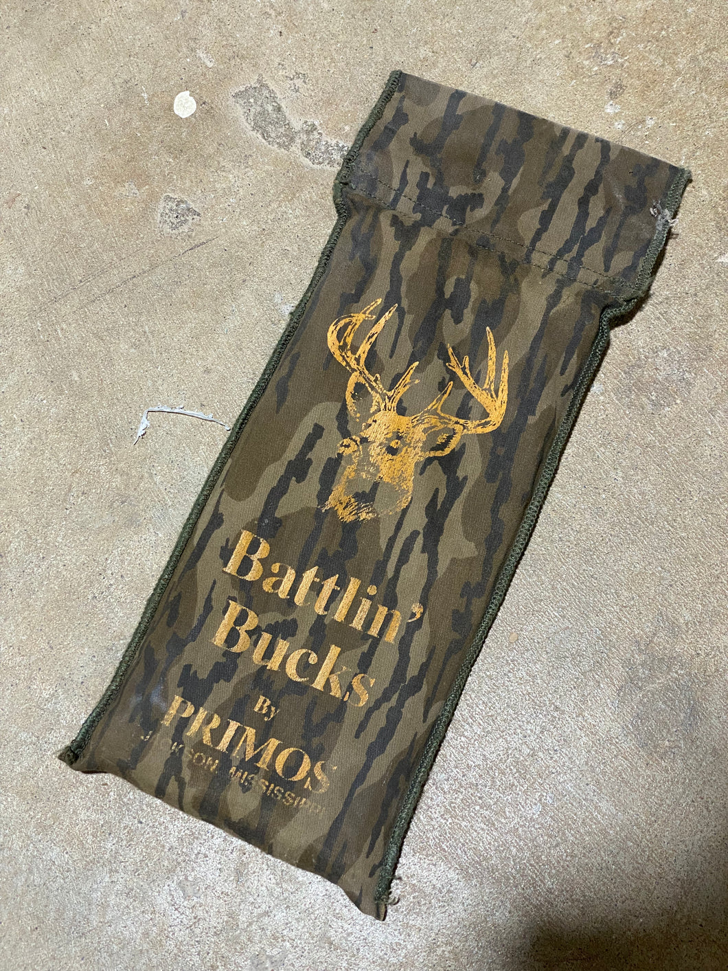 Battlin’ Bucks by Primos Mossy Oak Bottomland Rattle Bag 🇺🇸