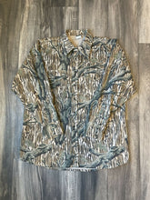 Load image into Gallery viewer, Vintage Lapco Mossy Oak Treestand Camo Snap Button Shirt (XL)