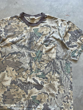 Load image into Gallery viewer, Vintage Realtree Advantage Camo T-Shirt (2XL)