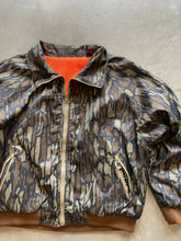 Load image into Gallery viewer, Vintage Gamehide Treebark Camo Puffer Jacket (2XL)