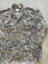 Load image into Gallery viewer, Vintage Mossy Oak Treestand Camo Strap Shirt (XL)