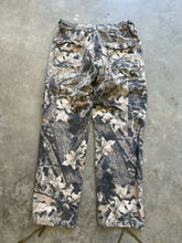 Load image into Gallery viewer, Vintage Mossy Oak Breakup Camo Adjustable Waist Pants (M)