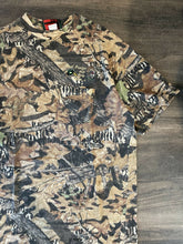 Load image into Gallery viewer, Vintage Mossy Oak Forest Floor Camo “Carl Brady’s Auto Body” T-Shirt (L)
