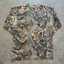 Load image into Gallery viewer, Vintage Realtree Advantage Camo Mock Neck Shirt (M)