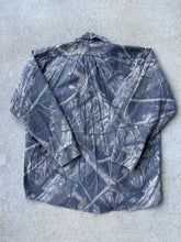 Load image into Gallery viewer, Vintage Mossy Oak Shadow Branch Camo Button-Up (XL)