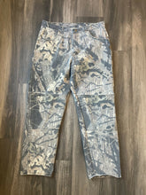 Load image into Gallery viewer, Vintage Mossy Oak Breakup Camo Denim Pants (L)