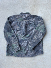Load image into Gallery viewer, Vintage Rattlers Brand Realtree Camo Button-Up Shirt (L)
