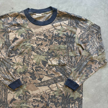 Load image into Gallery viewer, Vintage Realtree Camo Shirt (L)