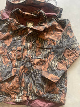 Load image into Gallery viewer, Vintage Remington Mossy Oak Fall Foliage Camo Jacket (XL)