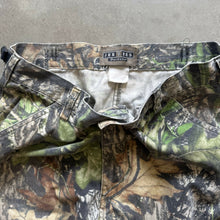 Load image into Gallery viewer, 2000’s Mossy Oak Obsession Camo Adjustable Waist Pants (M)