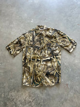 Load image into Gallery viewer, Vintage Realtree Advantage Wetlands Camo Short Sleeve Button Up Shirt (S)