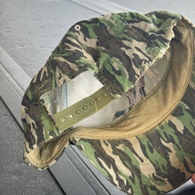 Load image into Gallery viewer, 90’s Old School Camo Mallard Duck Snapback