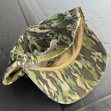 Load image into Gallery viewer, 90’s Old School Camo Mallard Duck Snapback