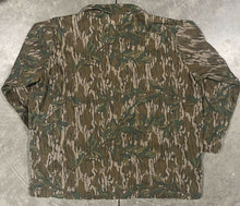 Load image into Gallery viewer, Mossy Oak Greenleaf 3 Pocket Jacket (XXL)