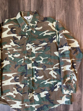 Load image into Gallery viewer, Vintage Black Duck Woodland Camo Button Up Shirt (L)
